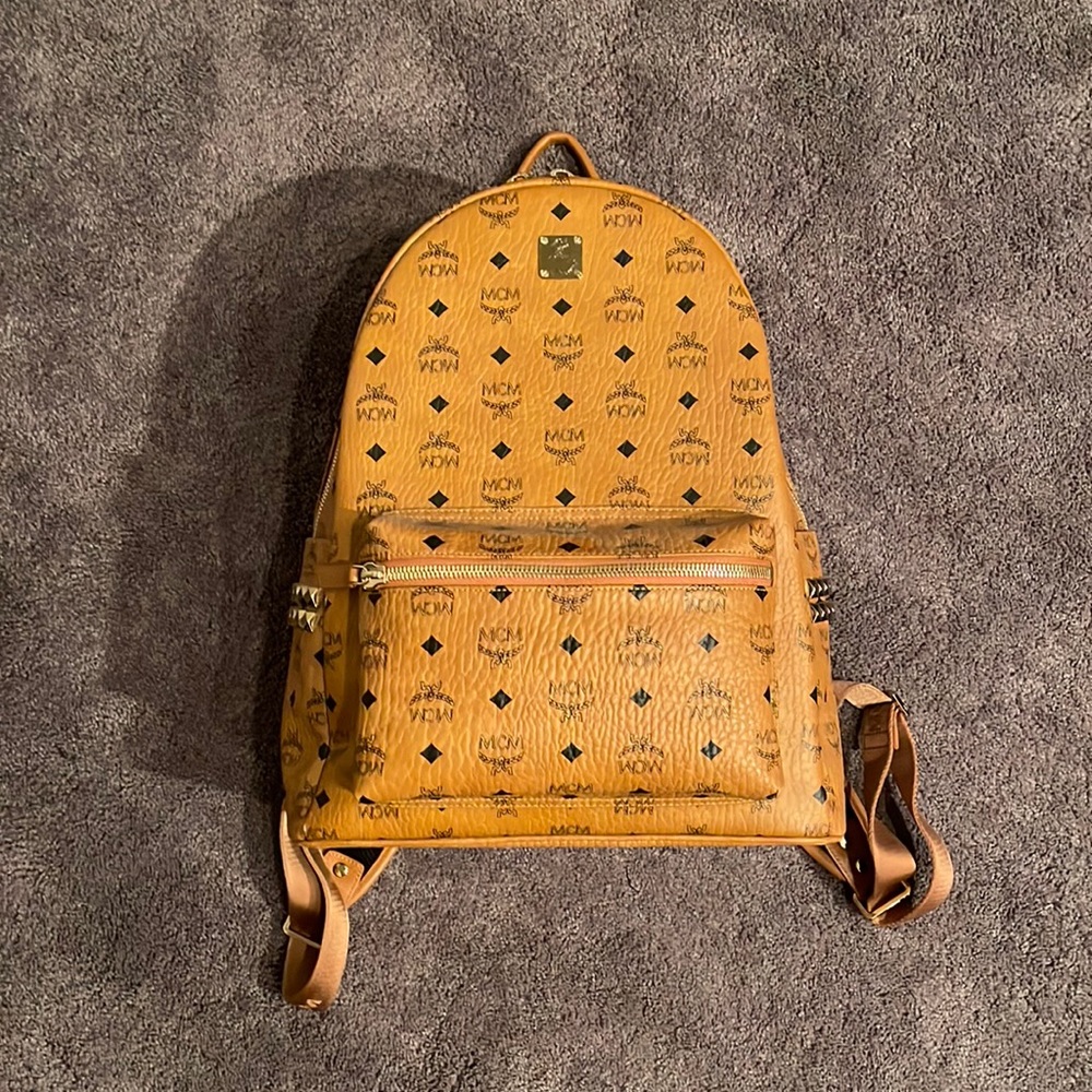 MCM Stark Side Studs Backpack in Visetos (Worn 2x and nothing broken or ripped)